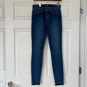 Hudson Jeans NWT Blair High Rise - Skinny, Raw Hem